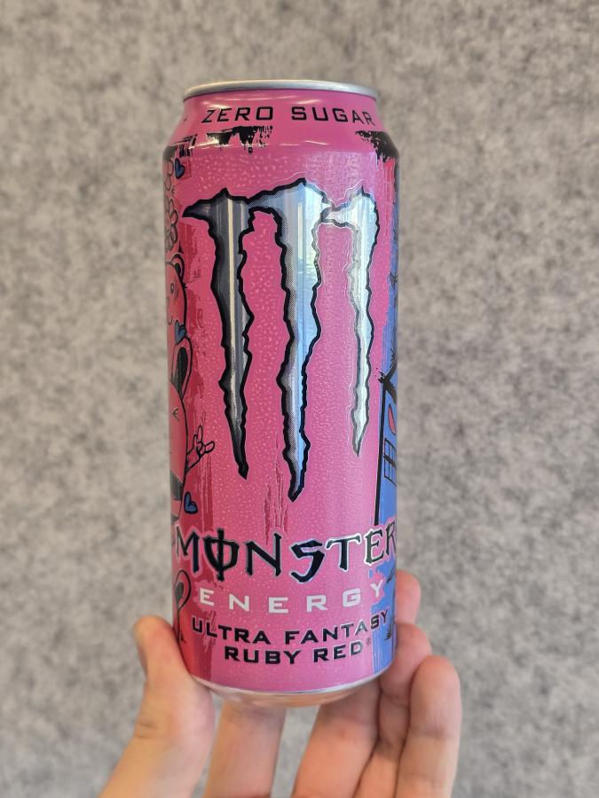 Monster Ultra Fantasy Ruby Red